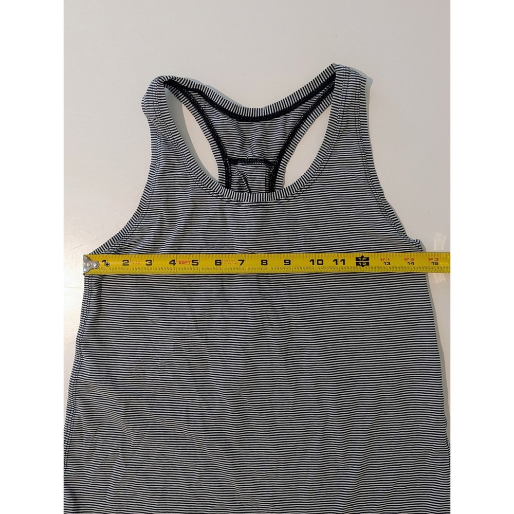 Lululemon Racerback Tank Top Black White Micro Stripe Pleated Back Size Medium - Picture 4 of 5